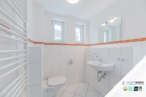 Badezimmer EG
