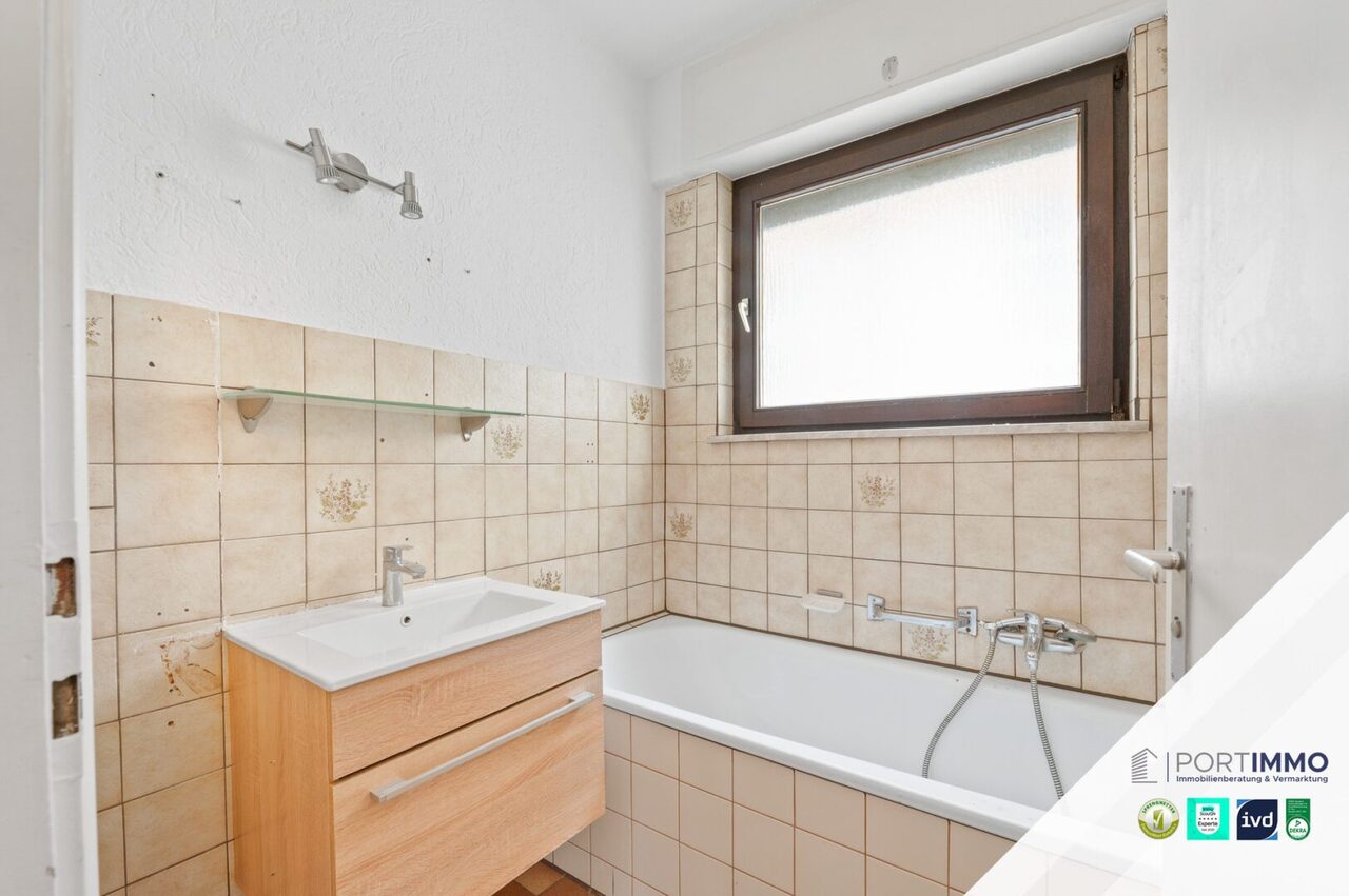 Badezimmer 1. OG