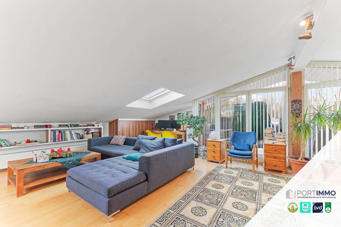 Wohnzimmer DG