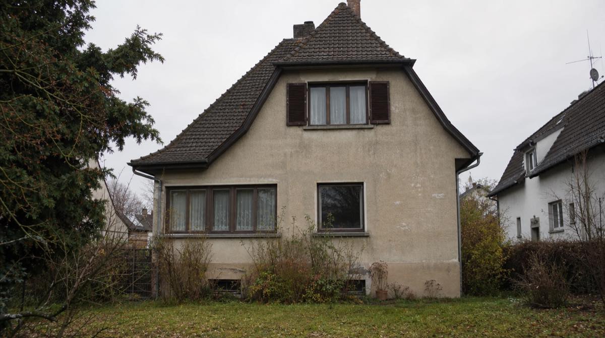 Sanierungsbedürftiges Haus verkaufen: Preis, Käufer und Pflichten